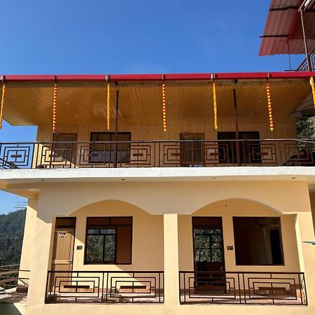 Hotel Mountain View Sari ภายนอก รูปภาพ